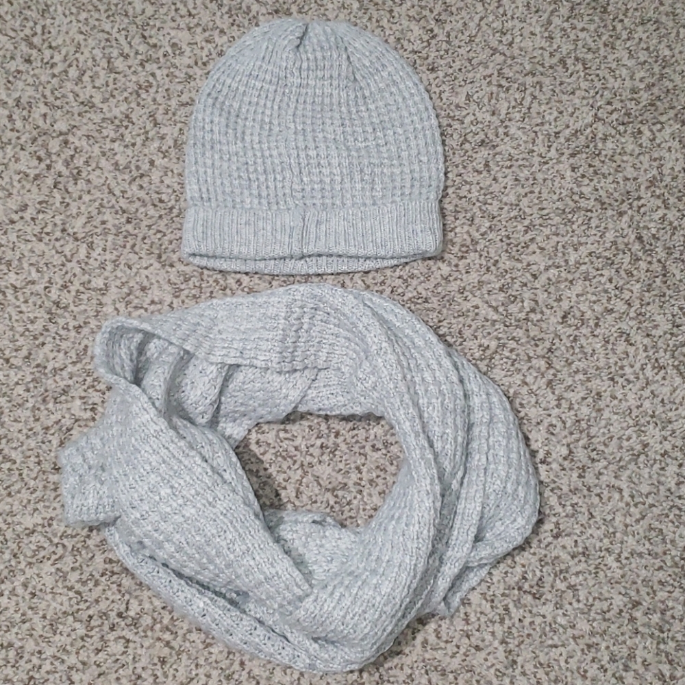 New infinity scarf & beanie  set